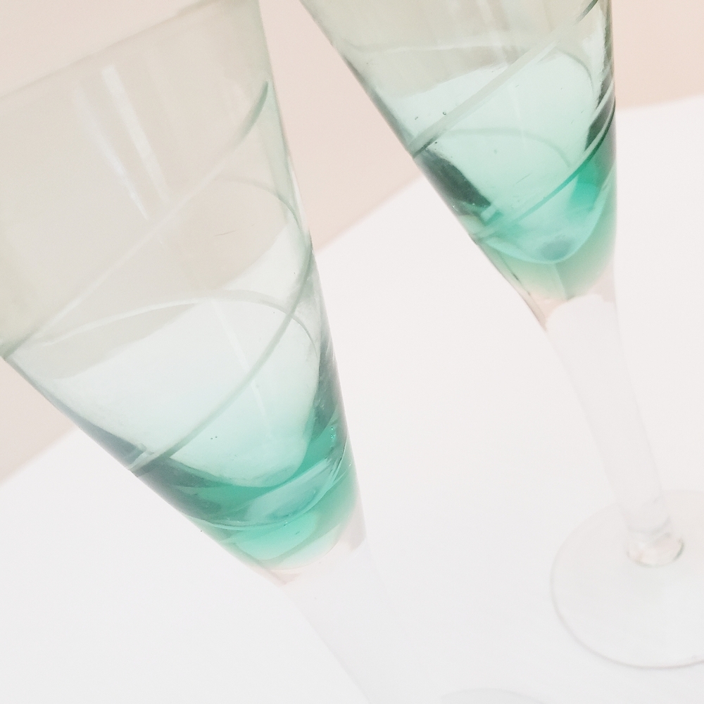 Vintage Cordial Set of 2 Glasses Green - Picture 3 of 5